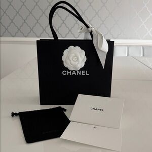 Chanel Wrapping Gift Set